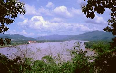 The Golden Triangle, border point between Thailand,
          Myanmar (Burma) and Laos, Chiang Saen, Chiang Rai Province, Northern
          Thailand: View from the Wat Prathat Phu Kao Hill to the new Casino in
          Myanmar (left side Myanmar, right side Laos).